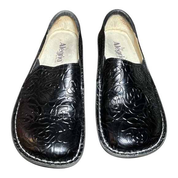 Alegria by PG Lite Debra slip on Black Embossed Shoes size EU 37/ US 7 - Picture 6 of 14